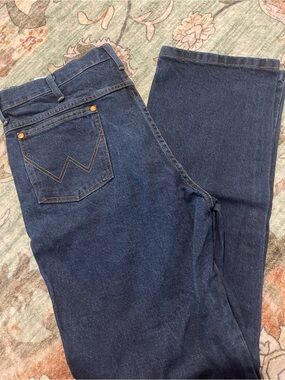 NWOT- Wrangler Dark Indigo Jeans with Contrast Stitching